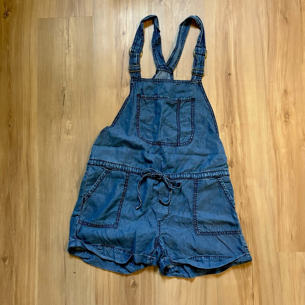 American Eagle overalls